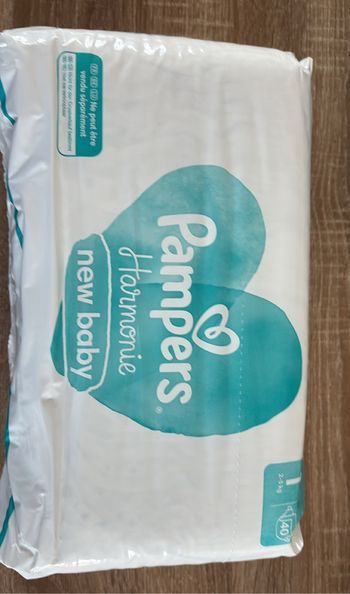 Couches Pampers