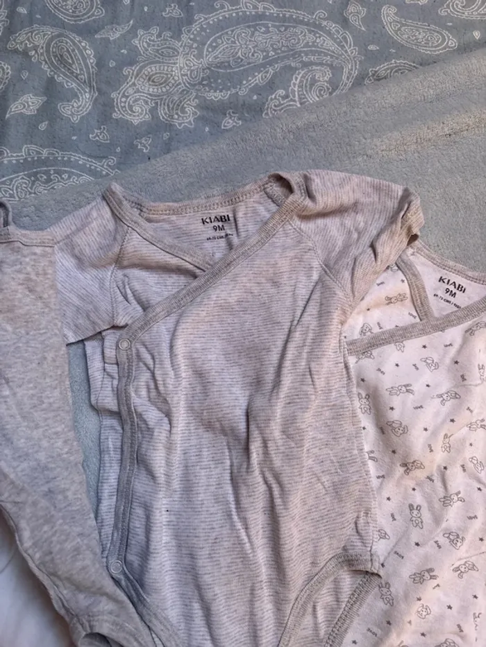 Lot taille 9 mois - photo numéro 15