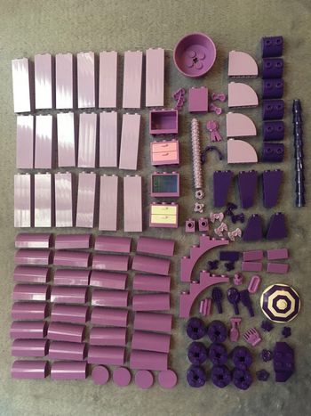 Lot de plus de 150 lego violet, (medium lavender, lavender, dark lavender)