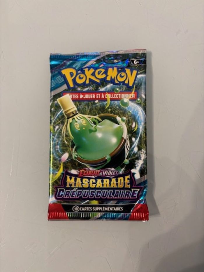 1 x Booster Mascarade Crépusculaire NEUF