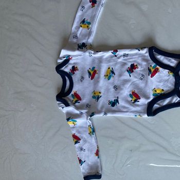 Lot 7 bodies thème aviation orchestra 3 mois