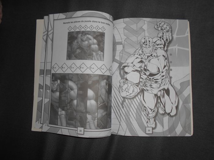 Livre de coloriage et d'activités (Marvel) - photo numéro 3