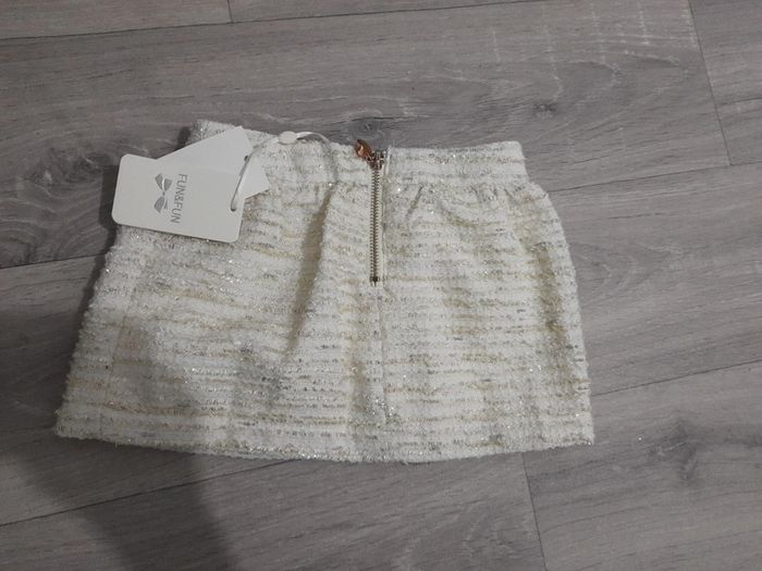 Jupe doré neuve - photo numéro 2