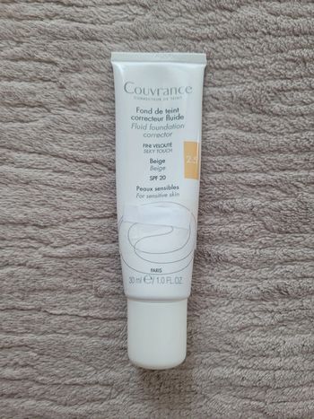 Fond de teint fluide teinte 2.5 Couvrance