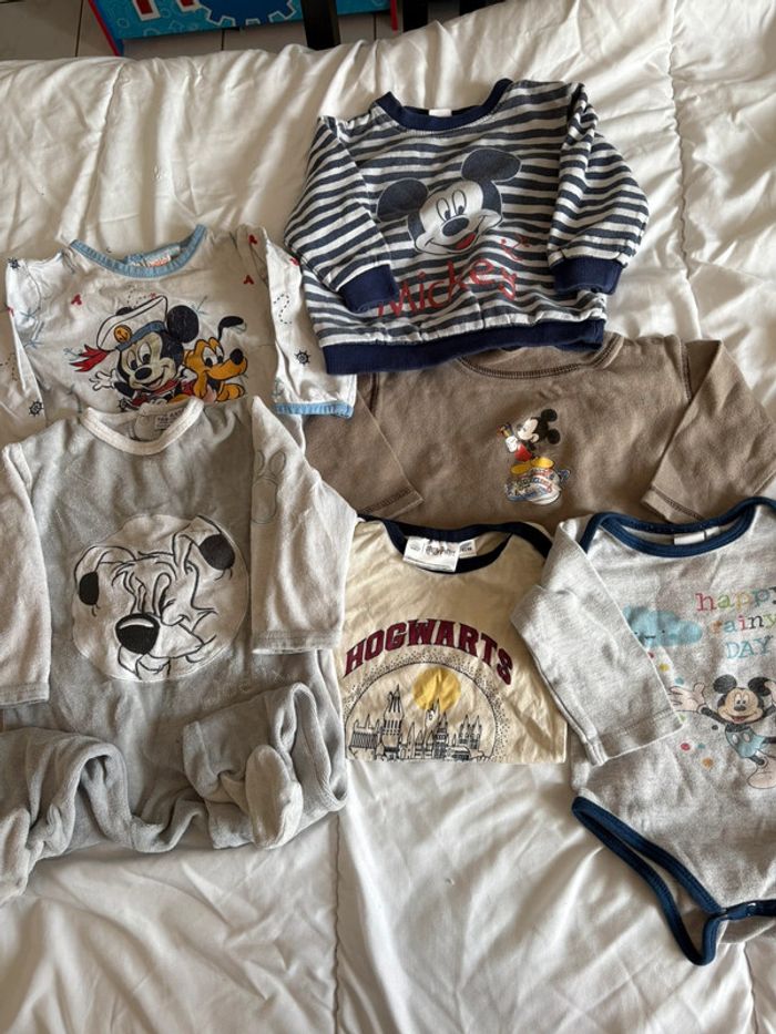 Lot vêtements bébé garçon 6 mois – Disney (Mickey, Roi Lion) - photo numéro 3
