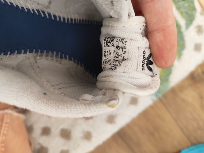 Baskets Adidas 23 - photo numéro 4