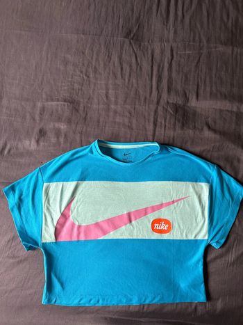 T-shirt Nike