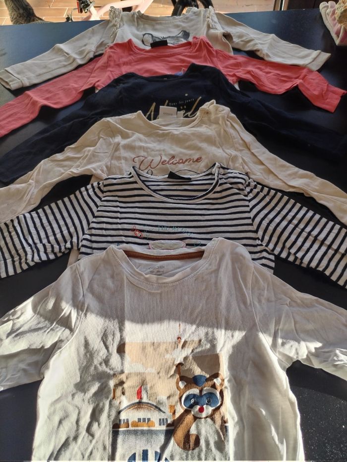 Lot t-shirt manches longues et pull