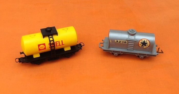 Wagon Citerne Shell / Wagon Citerne Azur Echelle : 1/87ème