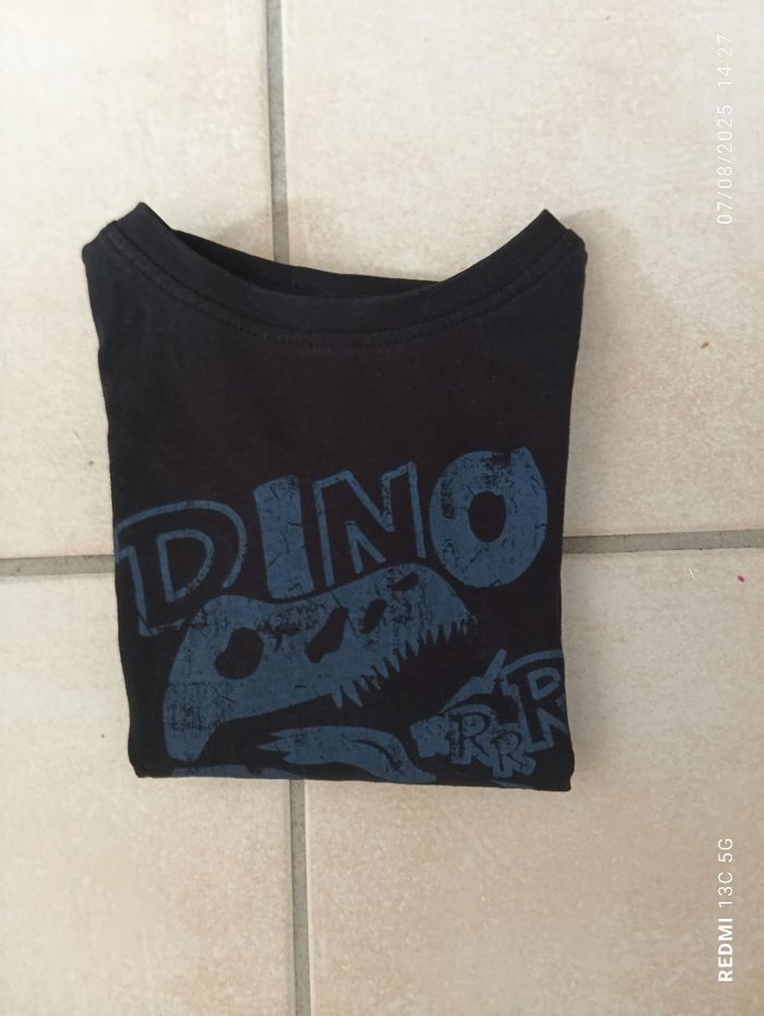 T-shirt dinosaure taille 3 ans - photo numéro 4