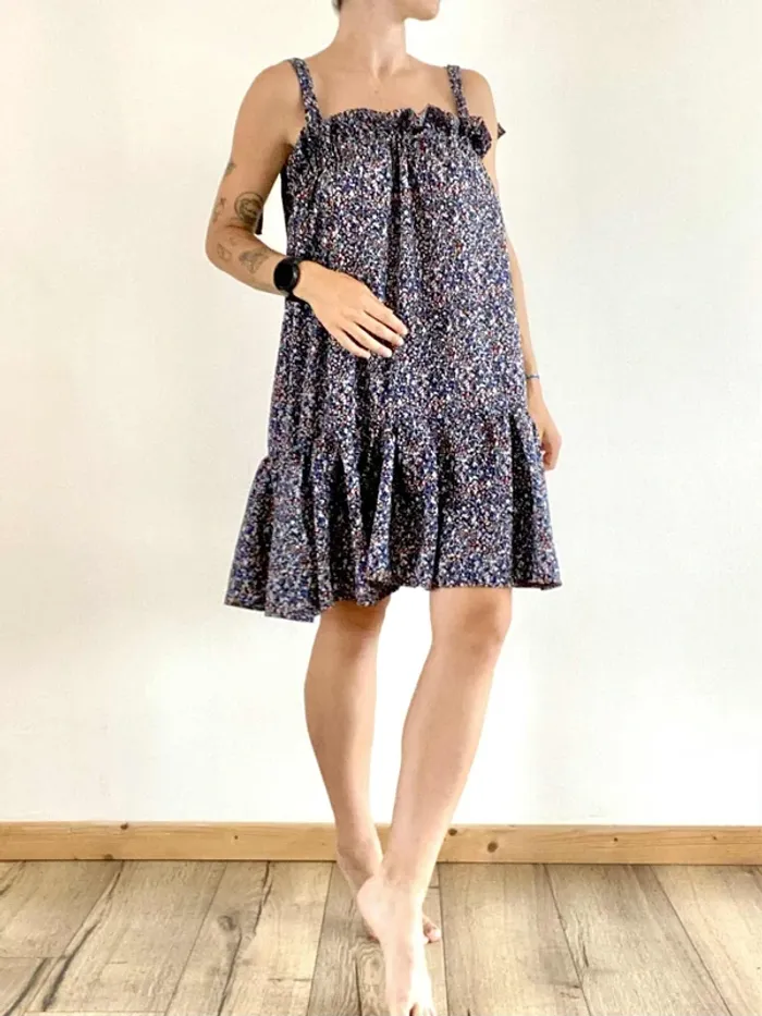 Robe fait - photo numéro 2