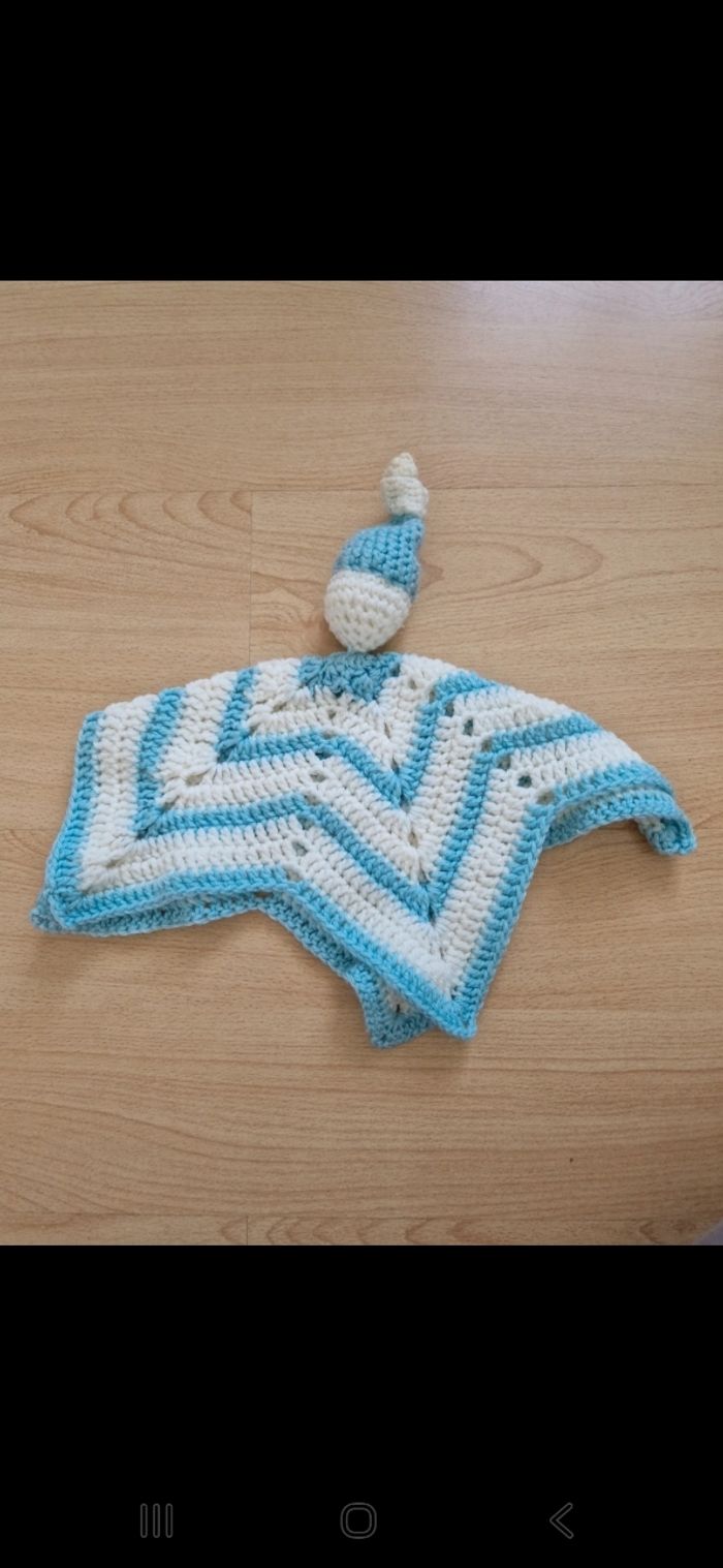 Ensemble couverture doudou et ourson en laine - photo numéro 5