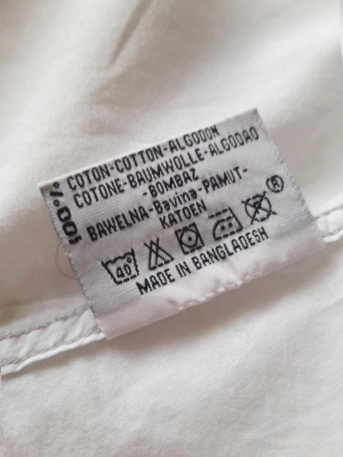 Chemise  taille 8  ans - photo numéro 4