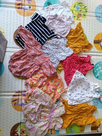Lot de robes 6 mois