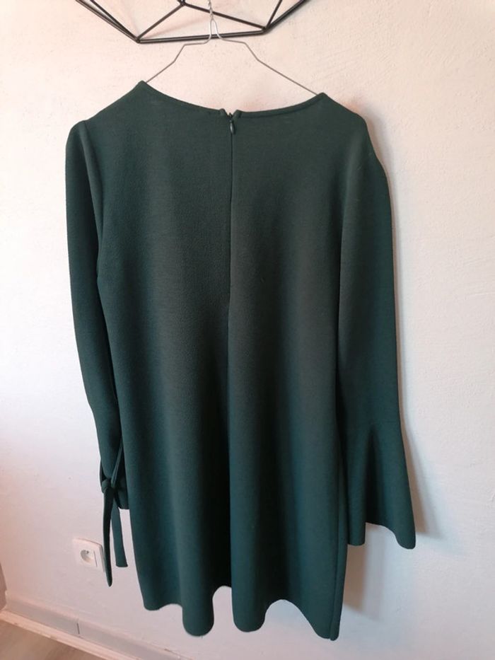 Robe verte foncé - photo numéro 3