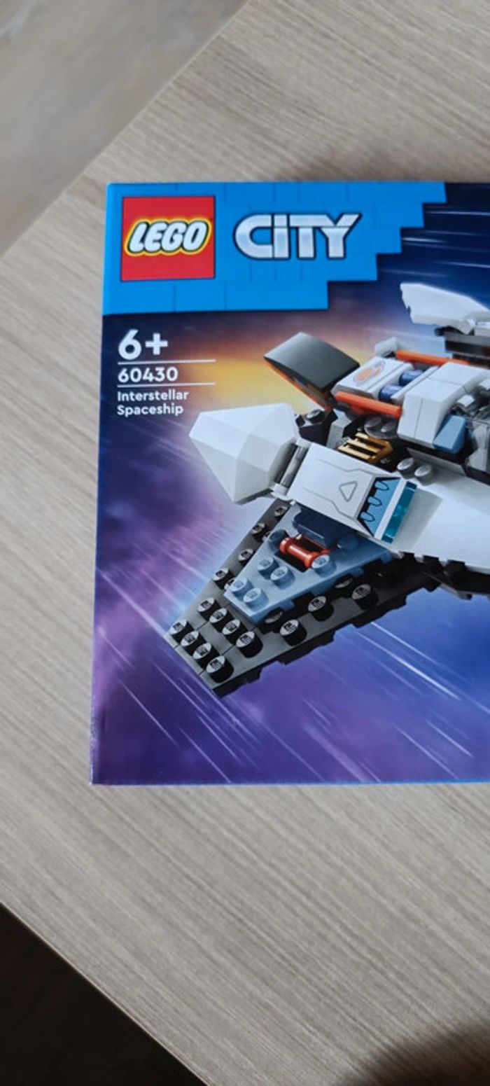 Lego City space 60430 - photo numéro 2