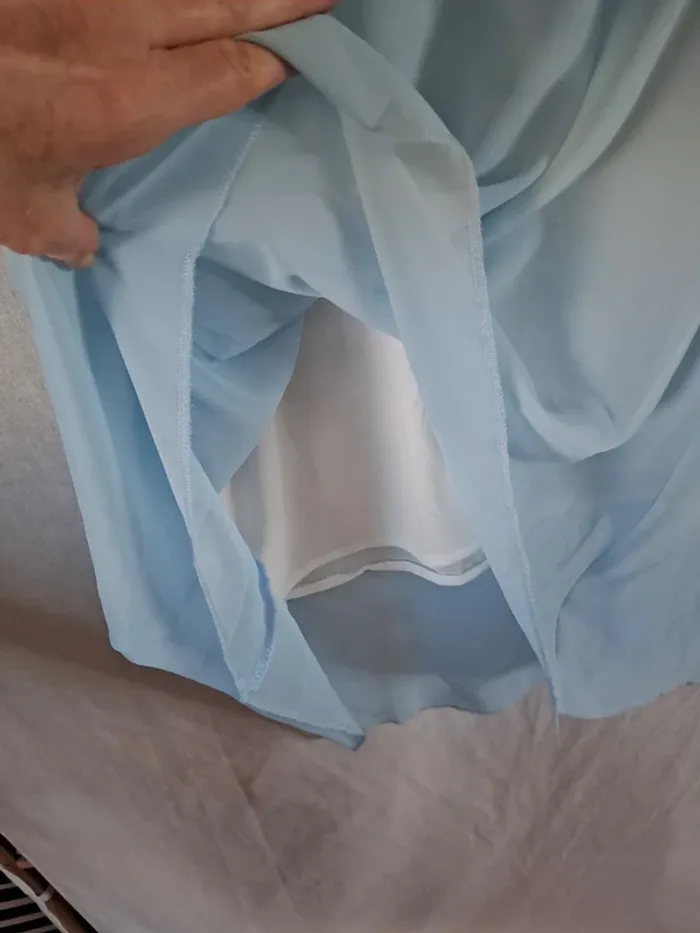 Robe bleue en voile très léger doublée - photo numéro 4
