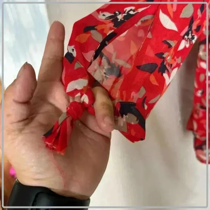 Magnifique  blouse fleurie taille  42 - photo numéro 3