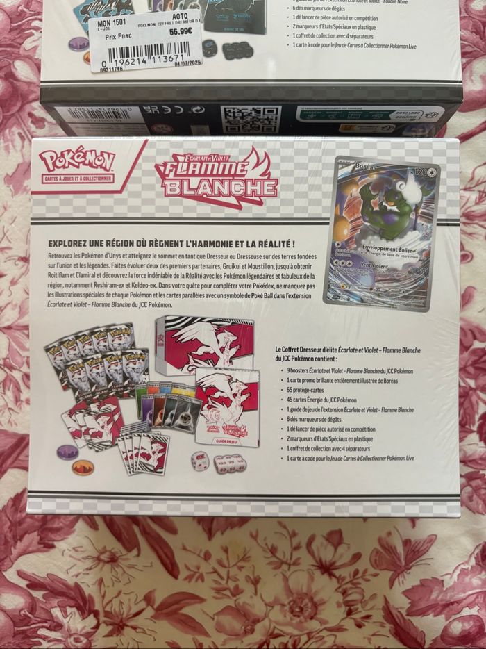 Lot Pokémon Ev10.5 2 ETB Flamme Blanche et Foudre Noire + Coffret classeur - photo numéro 4