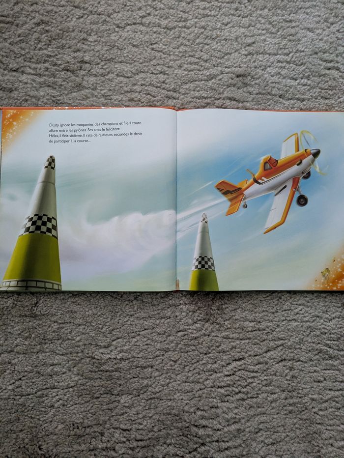 Livre planes - photo numéro 3