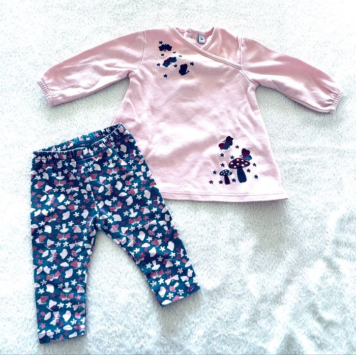 ensemble legging et tee-shirt manches longues « sans marque  » taille 3 mois