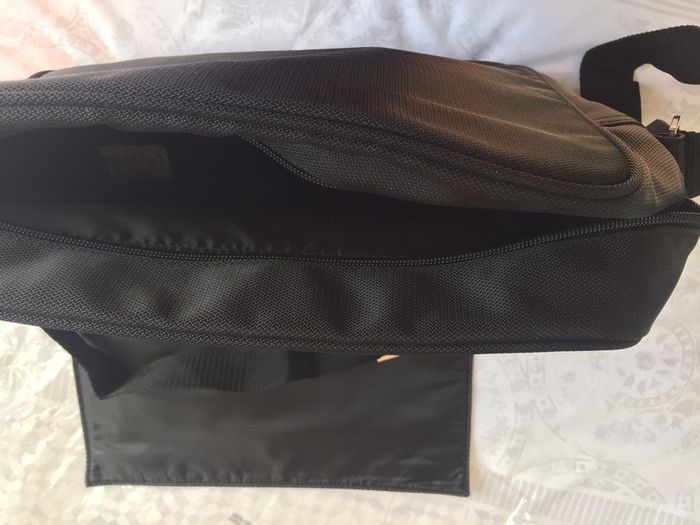 Sac besace à bandoulière Azzaro Neuf - photo numéro 10