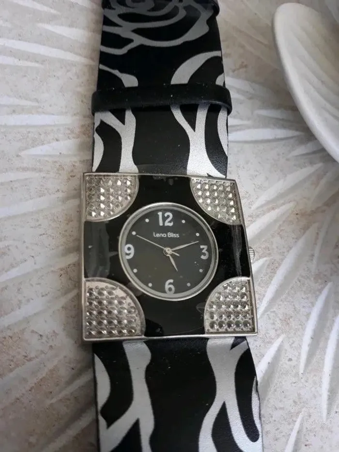 Montre - photo numéro 2