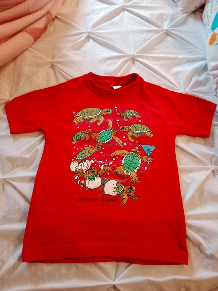 t-shirt état neuf - photo numéro 2