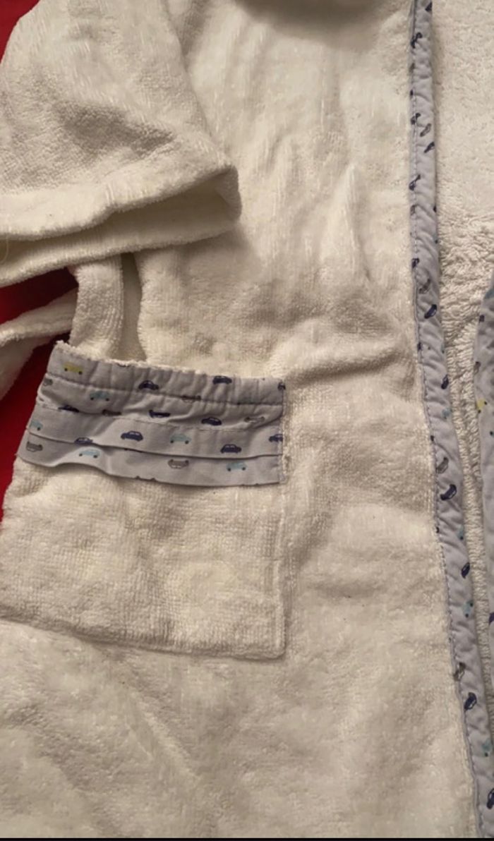 Peignoir de bain garçon 18 mois - photo numéro 2