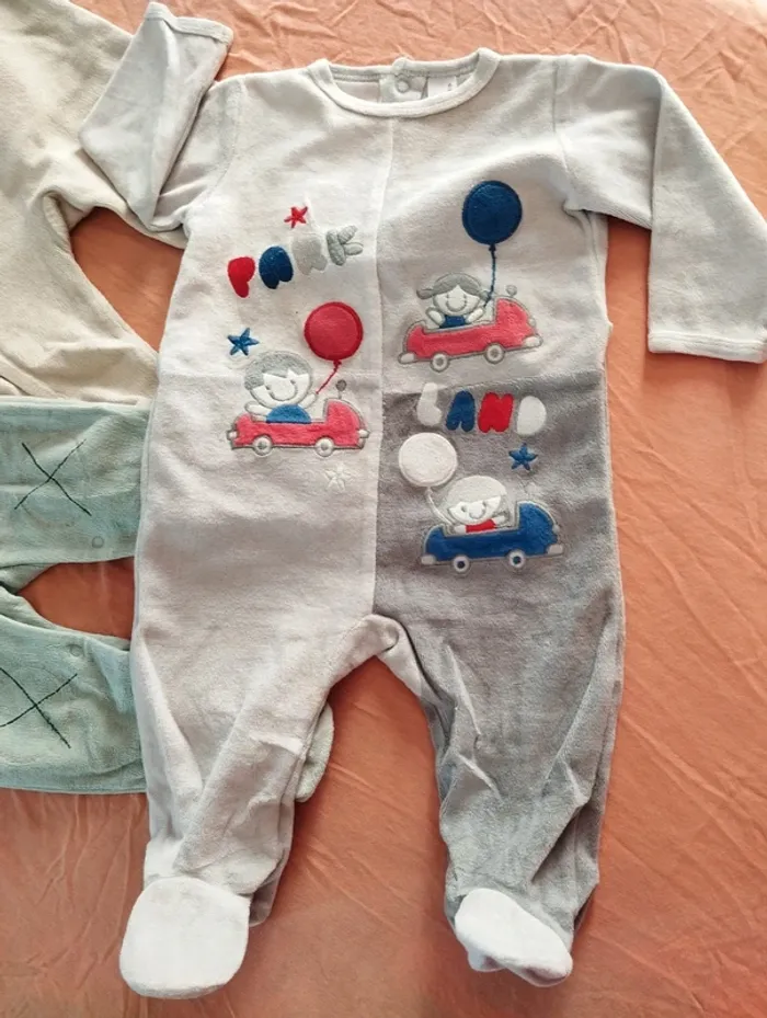 * Lot de 3 pyjamas chauds gris, vert pâle T6M Tex Verbaudet Gémo - photo numéro 2