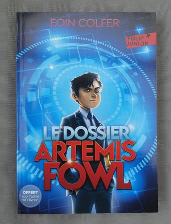 Livre "le dossier Artémis Fowl" neuf