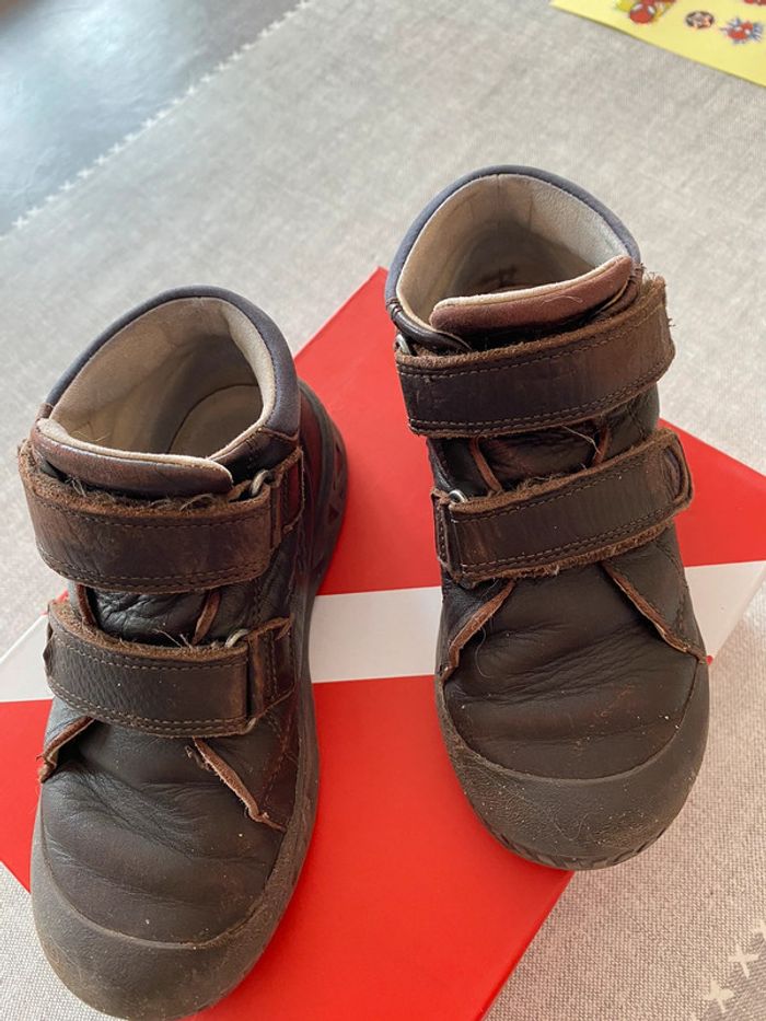 Chaussures Kickers taille 29 - photo numéro 2