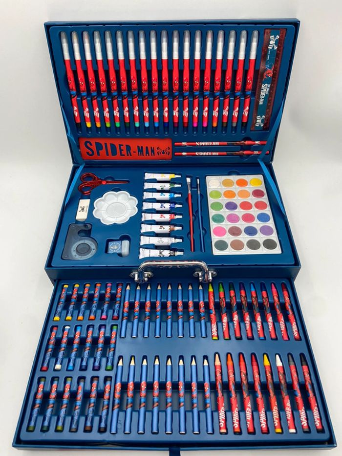 Disney Kit Artistique Deluxe Marvel spider man / feutre / crayon / peinture /