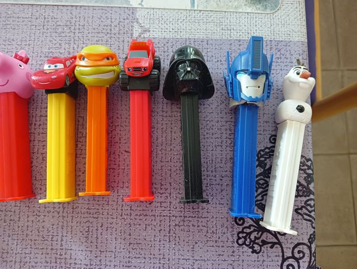 Lot de distributeur à bonbon pez - photo numéro 3