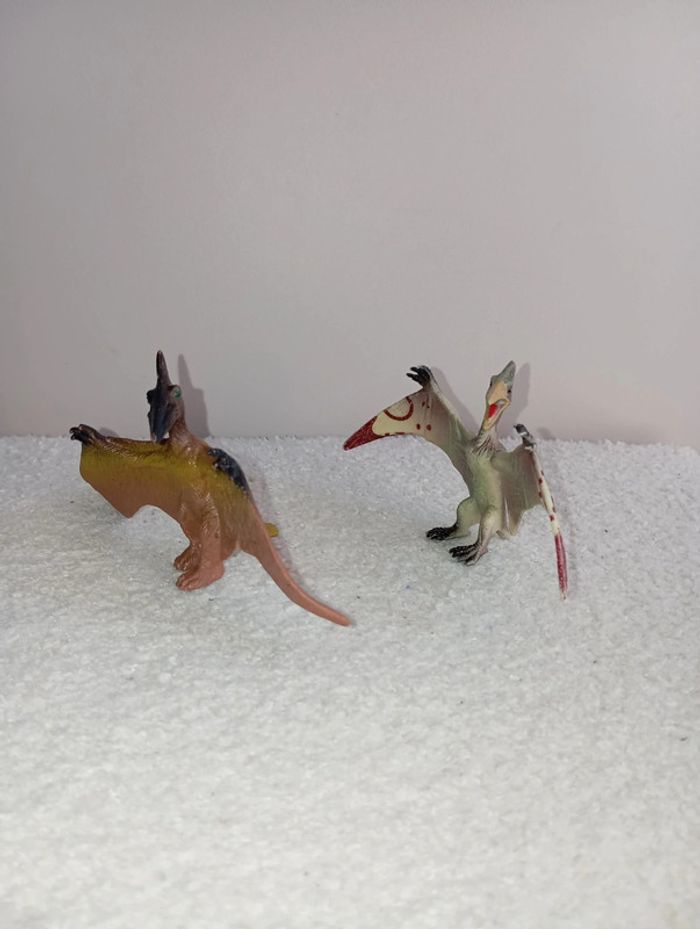 Lot de 2 dinosaures