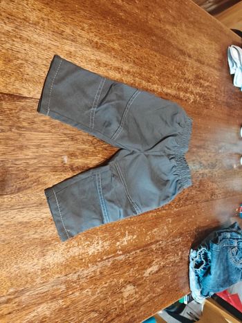 Pantalon fin garçon taille 6 mois