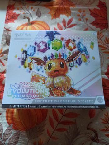 ETB Pokémon Évolution Prismatique - Neuf & Scellé ( Avec Défaut)