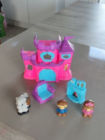 Coffret Château + prince et princesse Jouet enfant - Très bon état