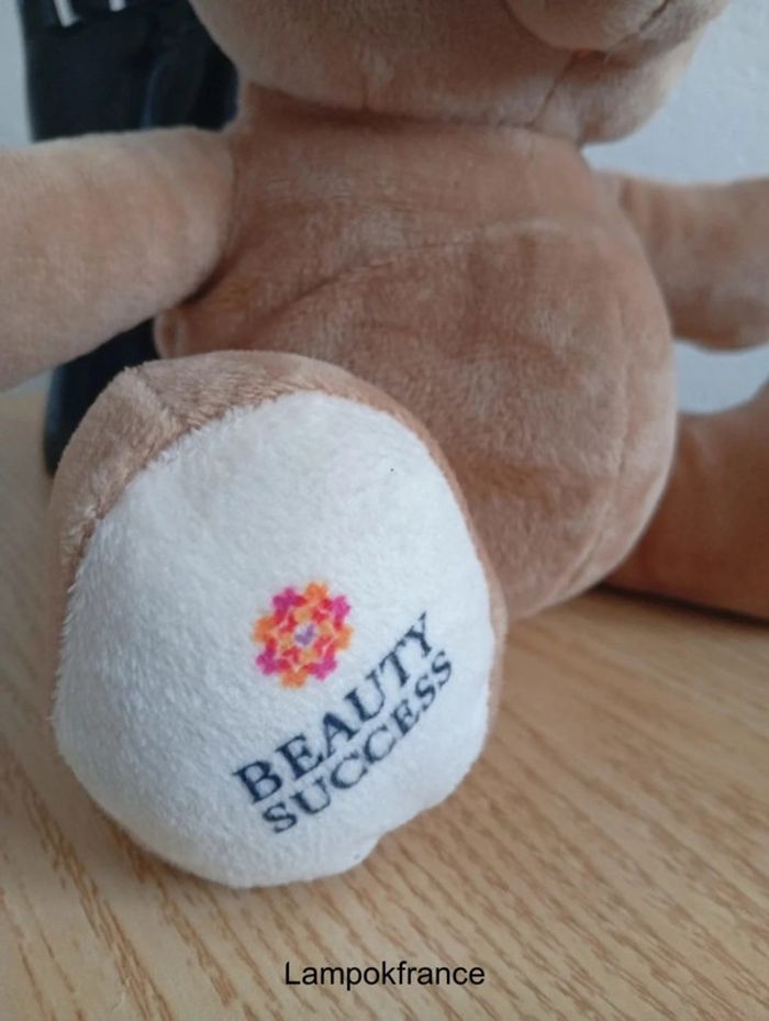 Peluche ours marron beauty 30cm super état casi neuf - photo numéro 2