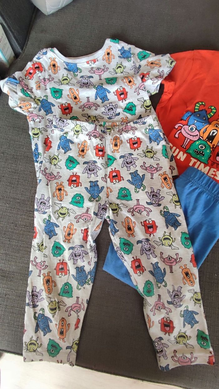 Lot pyjamas deux pièces motif monstres pour garçon Primark - photo numéro 3