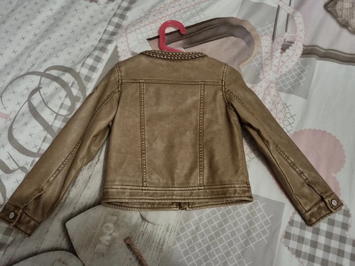 Veste simili cuire fille 6 ans - photo numéro 3