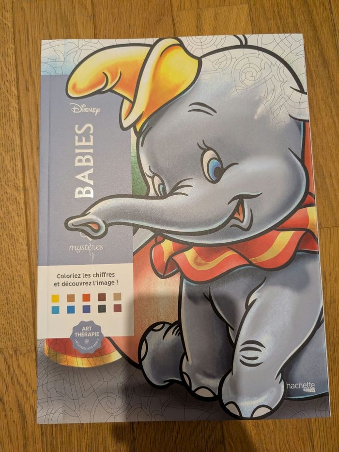Lots livres coloriages mystères NEUF - photo numéro 3