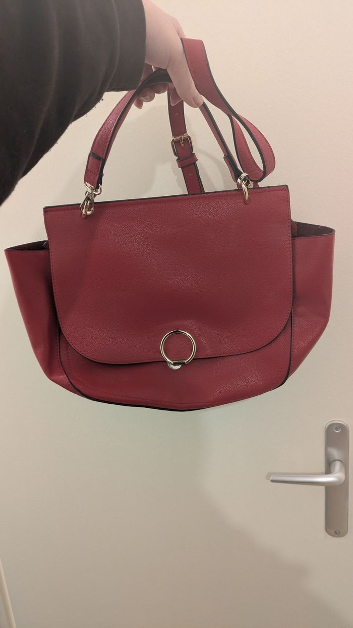 Sac à main rouge