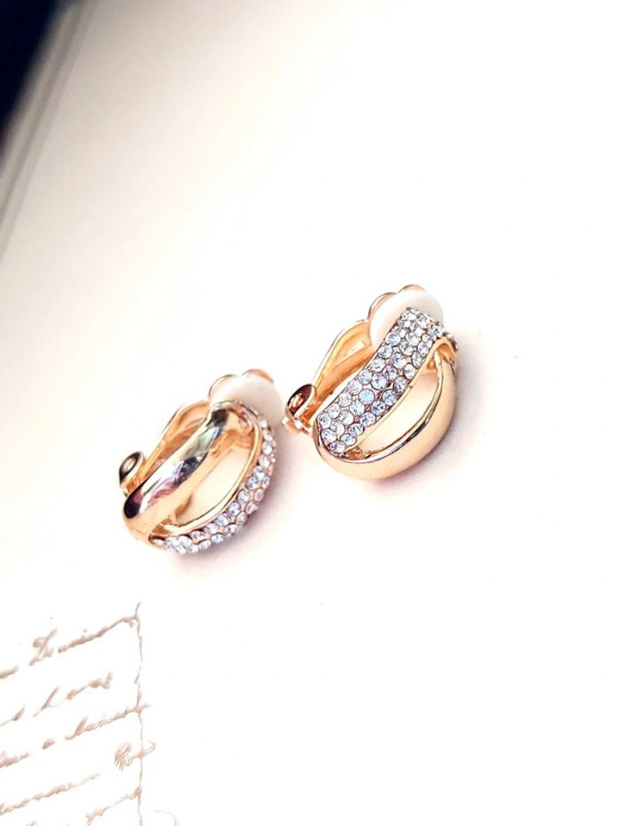 Paire de boucles d'oreilles à clip vintage doré - photo numéro 3