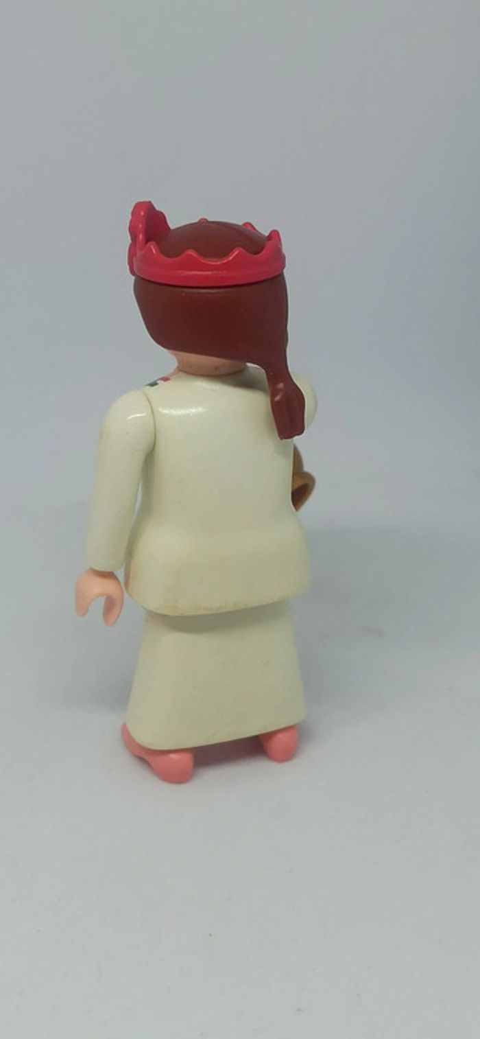 Femme robe blanche à fleurs avec pichet playmobil - photo numéro 3