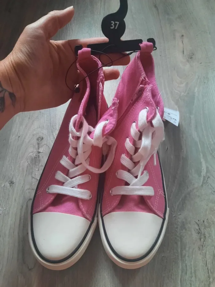 Chaussures 'In Extenso' pointure 37 - photo numéro 2