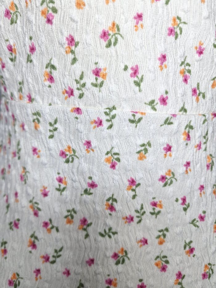 Robe casual Mng – S – Blanche à fleurs – État : Très bon - mango - photo numéro 5