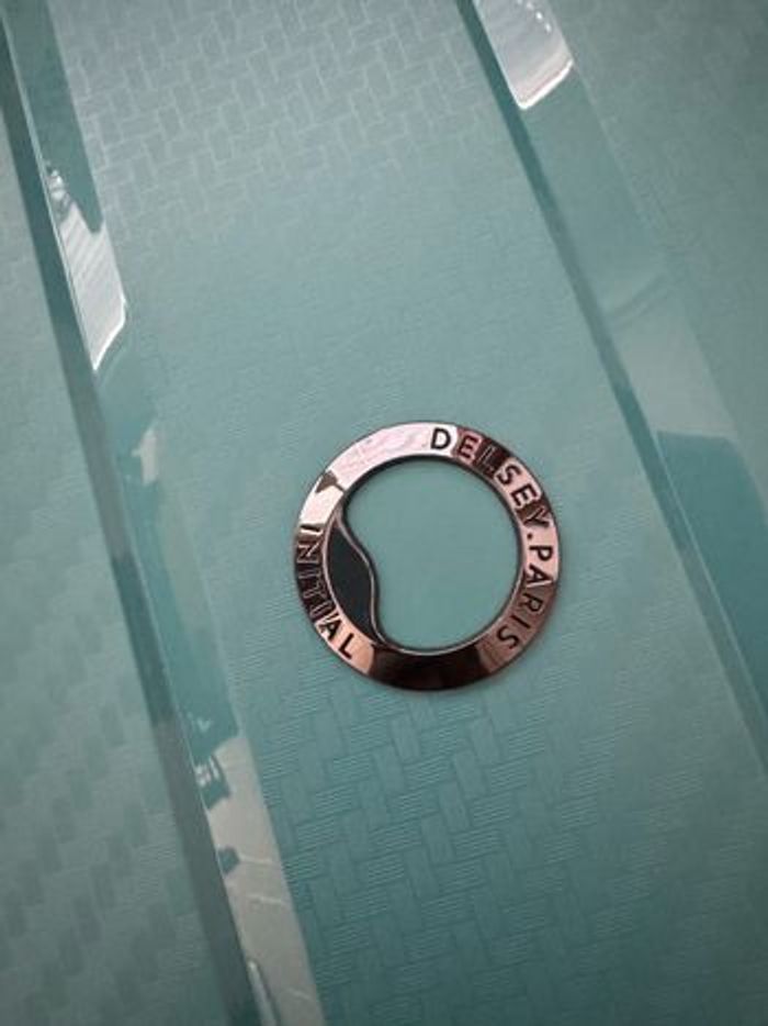 Valise marque Delsey 55 cm Neuf - photo numéro 6