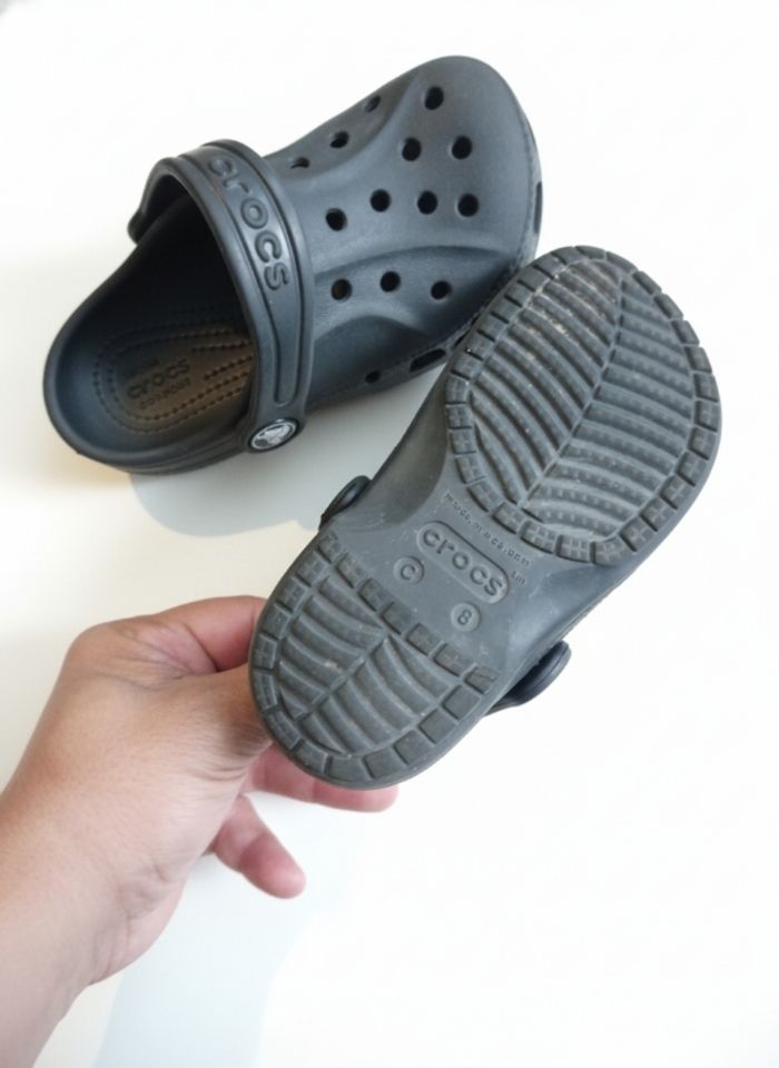 Crocs Enfant Noires – Taille C8 - photo numéro 2
