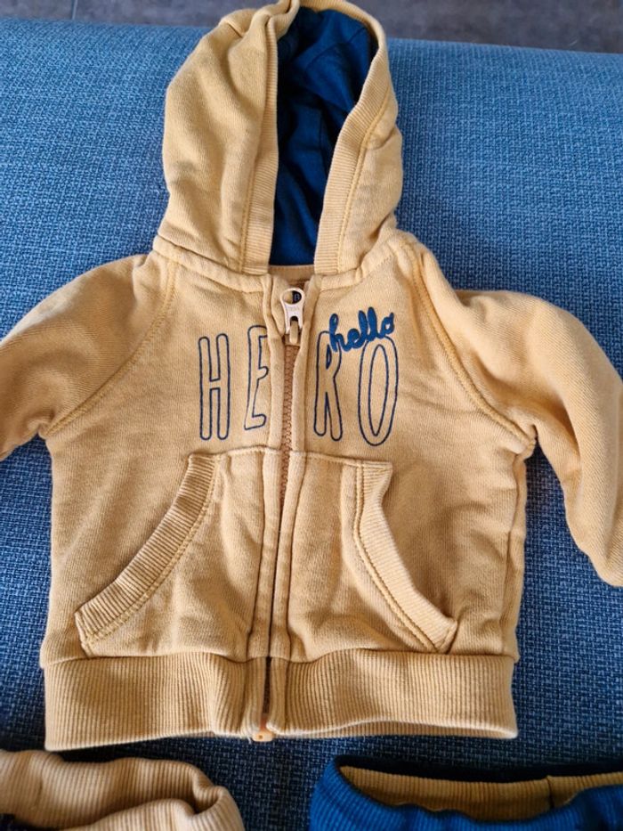 Ensemble - 1 mois - photo numéro 2